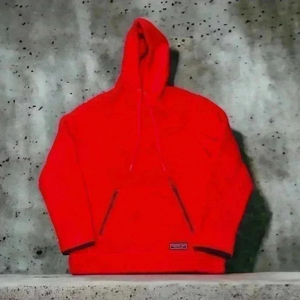 NWOT Vineyard Vines Sherpa hoodie nautical red men’s large